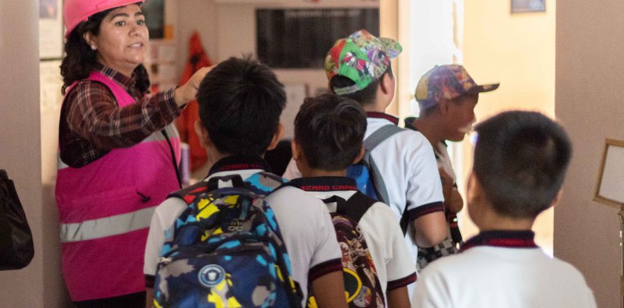 Descubren maravillas del universo en Planetario “Nundehui”