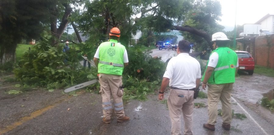 Mantiene CEPCO apoyo a municipios afectados por las lluvias