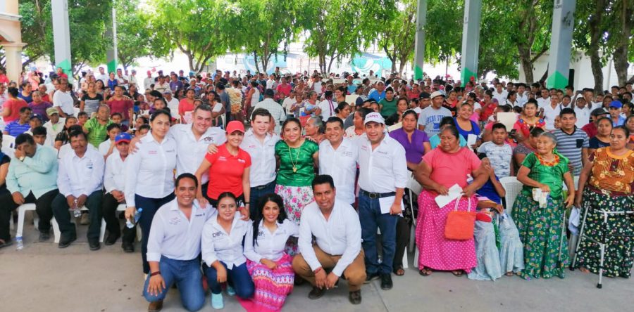 Por tercer día consecutivo Caravanas DIF brinda atención a las familias del Istmo de Tehuantepec