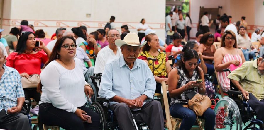 Se cumplió el segundo día de actividad de la Caravana DIF en la H. Cd. de Juchitán de Zaragoza