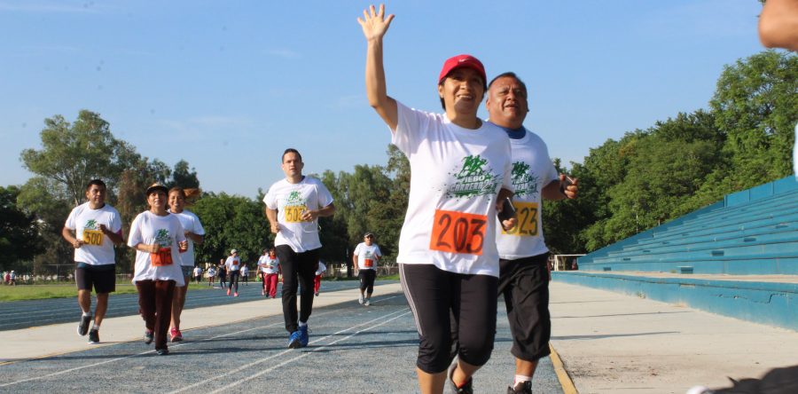 Con carrera atlética conmemora IEBO “25 aniversario”