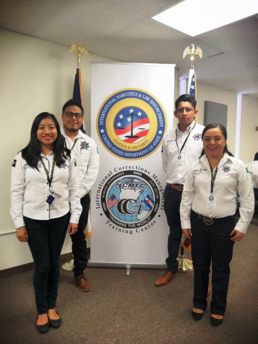 Personal de la Industria Penitenciaria Estatal se capacita en Estados Unidos