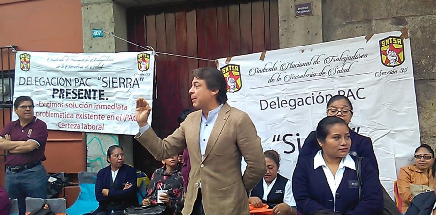 Desconocen trabajadores del PAC destino de recursos y radicalizan acciones