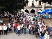 Conmemoran maestros 13 años de desalojo fallido con pintas y consignas