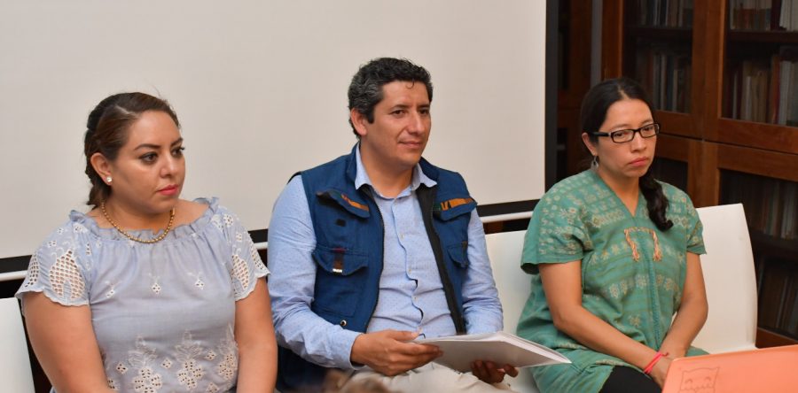 Docentes y servidores públicos del IEEPO inician seminario en educación intercultural