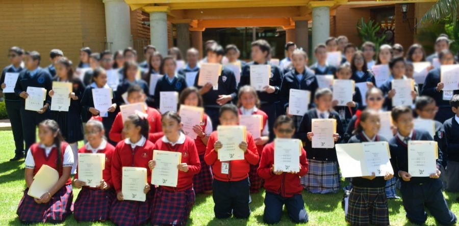 Reciben 200 estudiantes de primaria y secundaria certificación internacional en inglés: IEEPO