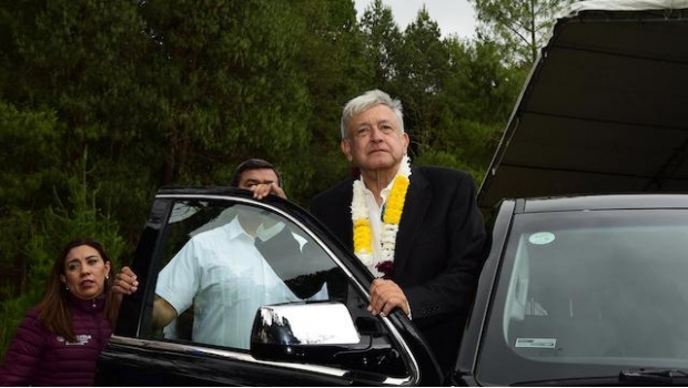 Si por mí fuera, desaparecería el Ejército y lo convertiría en Guardia Nacional: AMLO