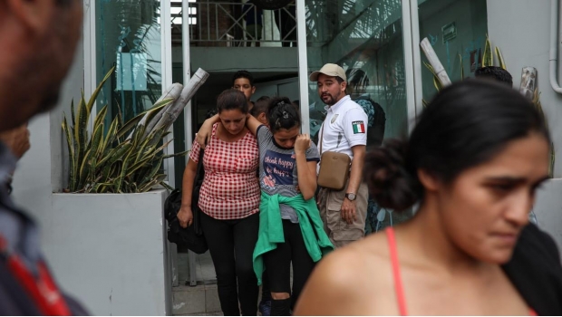 Cobran más de 200 mil pesos por cruzar México; estiman incrementos en redes de tráfico