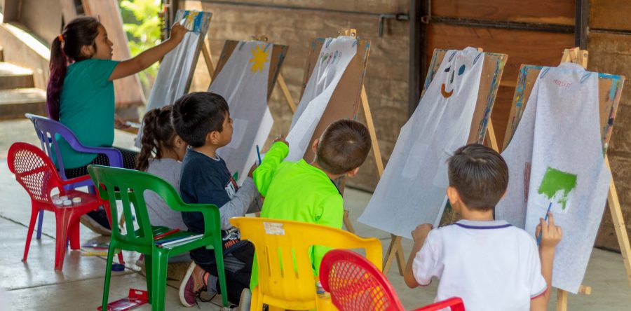 Niñez oaxaqueña impulsa su desarrollo con cursos de verano en parques