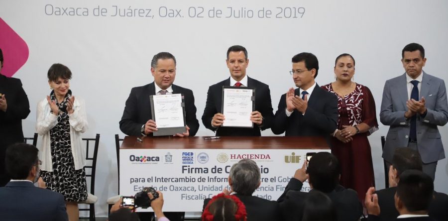 Compromete AMH acciones para el combate frontal a la corrupción y delincuencia organizada