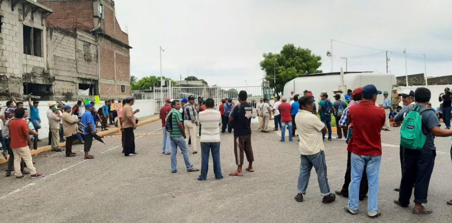 Afecta Sargazo playas del Istmo, pescadores piden apoyos
