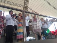 Asiste esposa de AMLO a la Guelaguetza