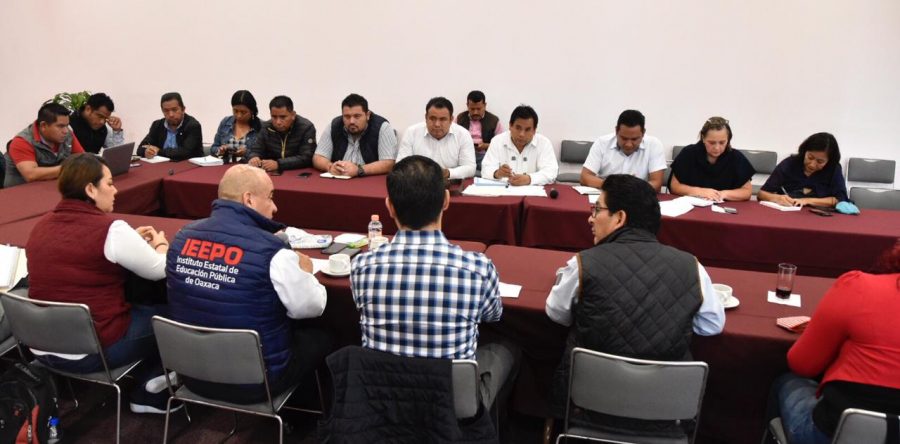 Impulsan SEP y el IEEPO propuesta de Curso de Inducción a la Docencia para Educación Indígena