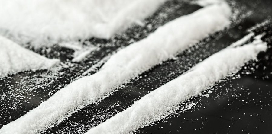 Juez concede dos amparos para uso de cocaína
