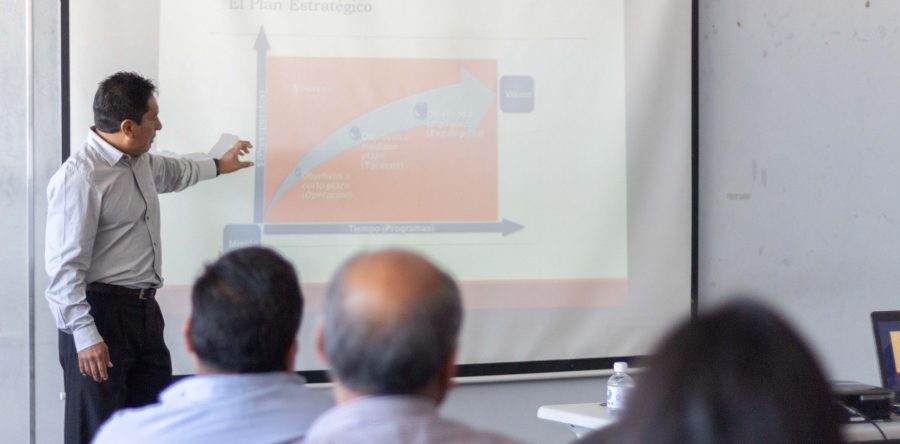 Con planeación estratégica avanza Administración en logro de objetivos