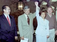 Robles, Ahumada, Diego, Peña, conducen a Salinas: Alfredo Martínez de Aguilar