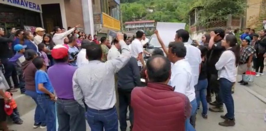 Pierde votos Jara por acarreo y Adelfo, por incendiar los Mixes: Alfredo Martínez de Aguilar