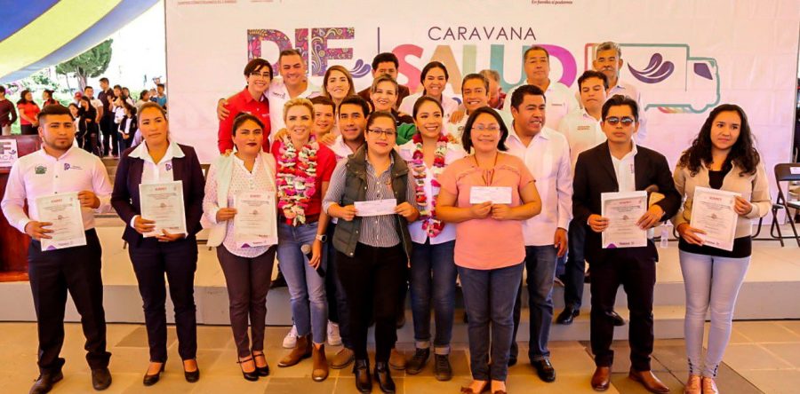 Caravana DIF beneficia a familias de San Miguel El Grande en la región Mixteca