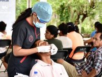 Benefician jornadas odontológicas y cirugías bucales a habitantes de la Costa