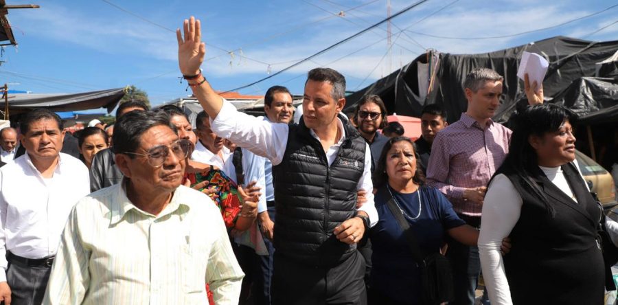 Reafirma gobernador Alejandro Murat compromiso de mejorar instalaciones y funcionamiento de la Central de Abasto