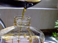 Pese a daño a la salud, mexicanos reutilizan el aceite comestible