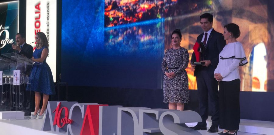 Gobierno del Estado de Oaxaca recibe Premio a las Mejores Prácticas de Gobiernos Locales