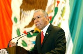 Prostituyen indiólogos la autonomía de Municipios: Alfredo Martínez de Aguilar