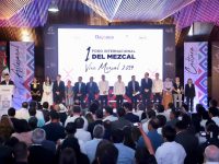 Industria mezcalera, estratégica para la economía mexicana: Gobierno de Oaxaca