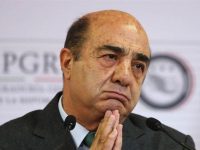 Murillo Karam en la mira: Luis Murat