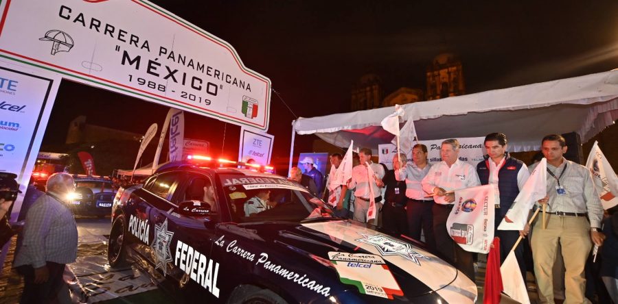 Oswaldo García desea éxito a competidores de Carrera Panamericana