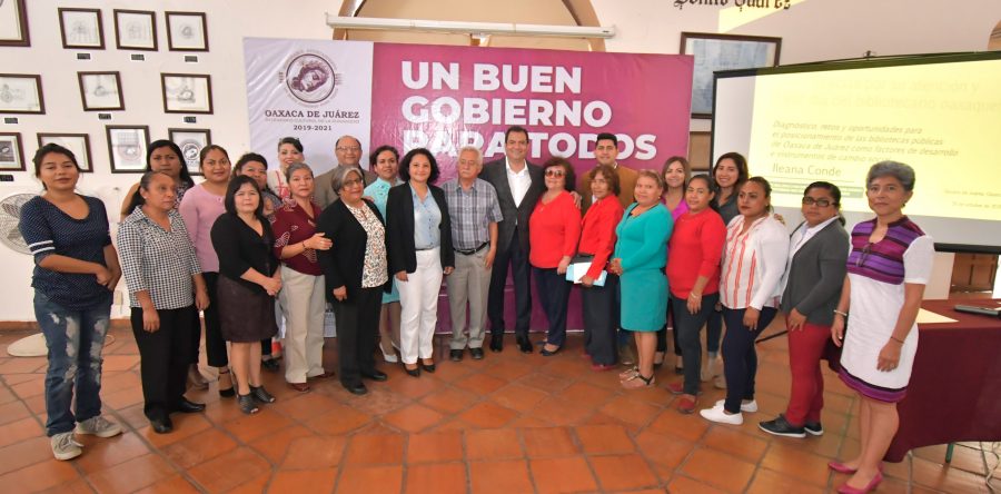 Reconoce Oswaldo García invaluable aporte de bibliotecarios a la sociedad