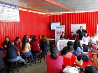 Trabajadoras de Administración participan en Curso de Mecánica de Emergencia