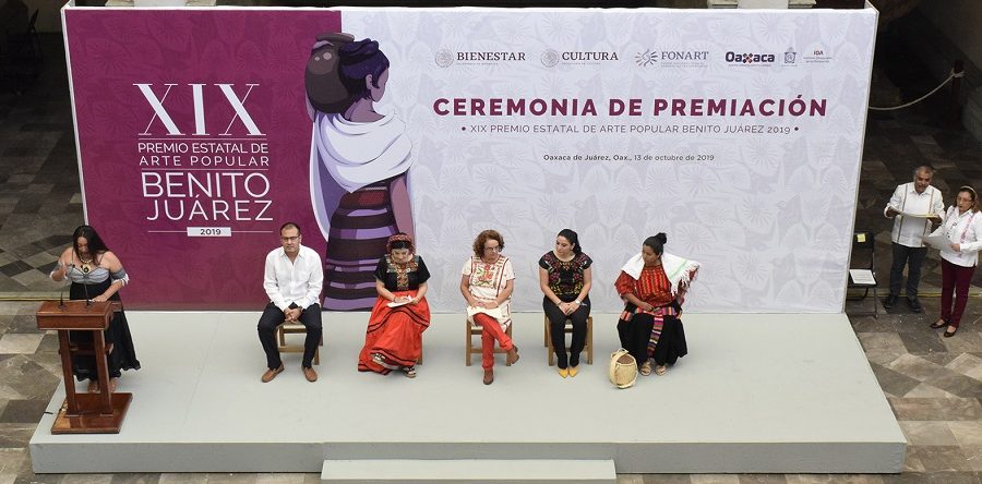 Reconoce IOA talento artesanal en el XIX Premio Estatal de Arte Popular Benito Juárez 2019