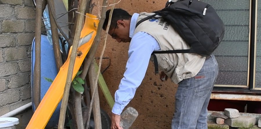 Lava, tapa, voltea y tira recipientes para evitar dengue
