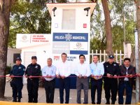 Rehabilita Oswaldo García Módulo de Policía en San Martín Mexicapam