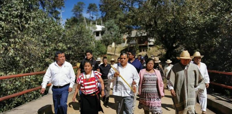 Edil Gaudencio Ortiz Cruz inauguró 4 obras más para beneficio de aproximadamente 2000 habitantes de agencias de Tlaxiaco