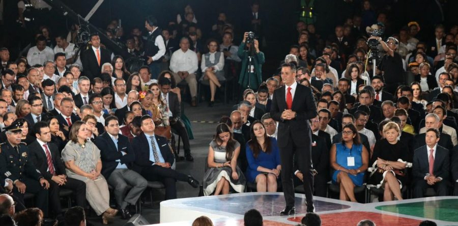 Murat cumple 301 de 600 compromisos al tercer año de Gobierno