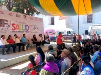 Con servicios médicos gratuitos y de calidad, Caravana DIF recorre puntualmente la Sierra Sur