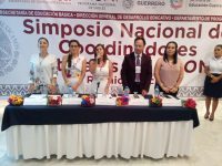 Comparte IEEPO en Simposio Nacional experiencias exitosas del Programa Nacional de Inglés en Oaxaca