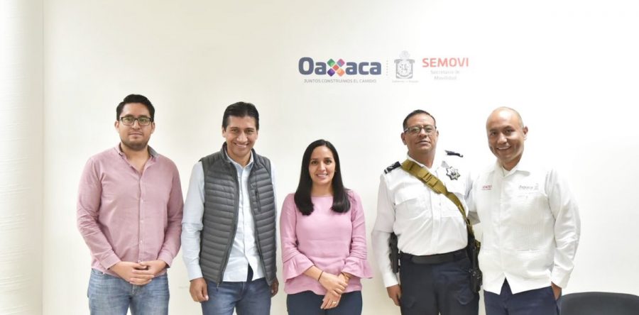 Semovi y municipio de Xoxocotlán suman esfuerzos para ofrecer un transporte eficaz a los usuarios