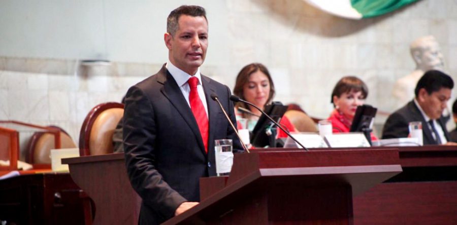 Destaca Alejandro Murat reducción de pobreza extrema y crecimiento económico  en Tercer Informe de Gobierno