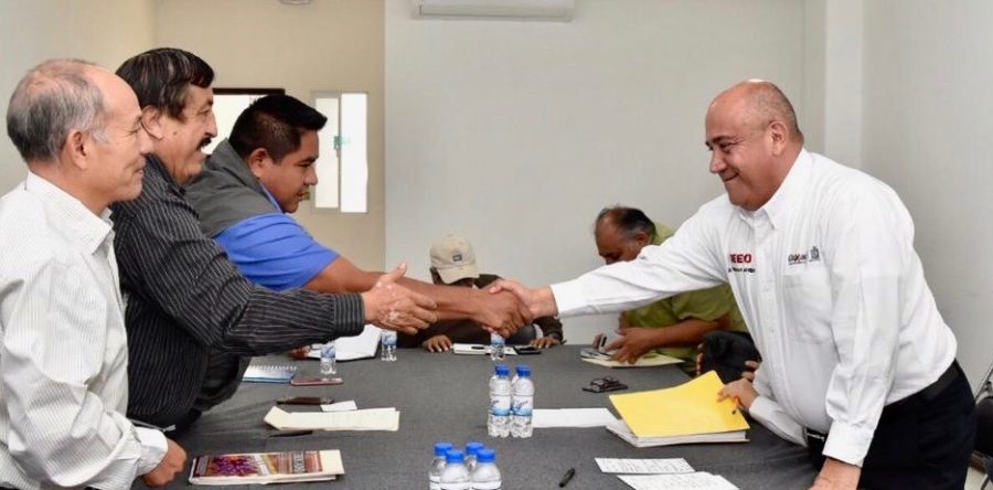 Acuerda IEEPO con representación de trabajadores jubilados pago de bono anual 2019