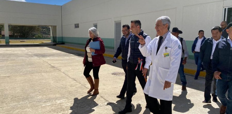 Supervisa Alejandro Murat avances en la construcción del Hospital IMSS Bienestar de Tlaxiaco