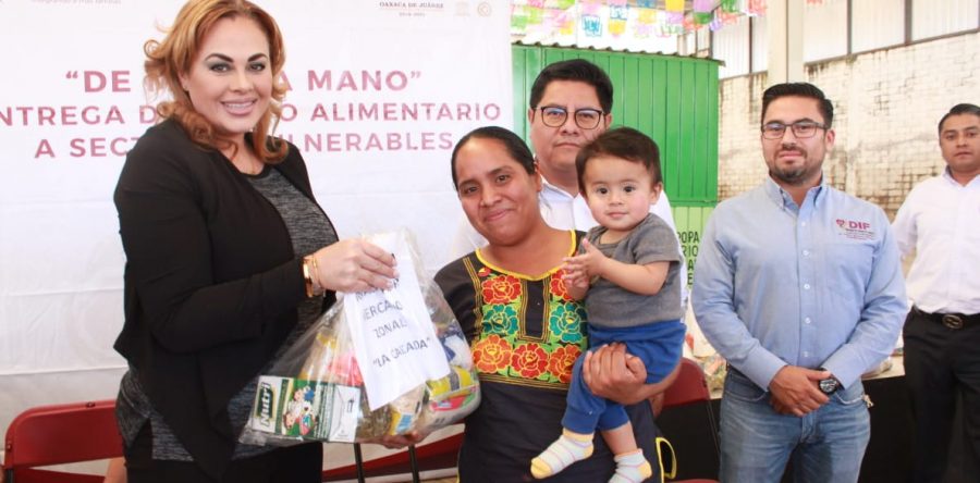 Se suman locatarios del Mercado La Cascada al programa “De mano a mano”