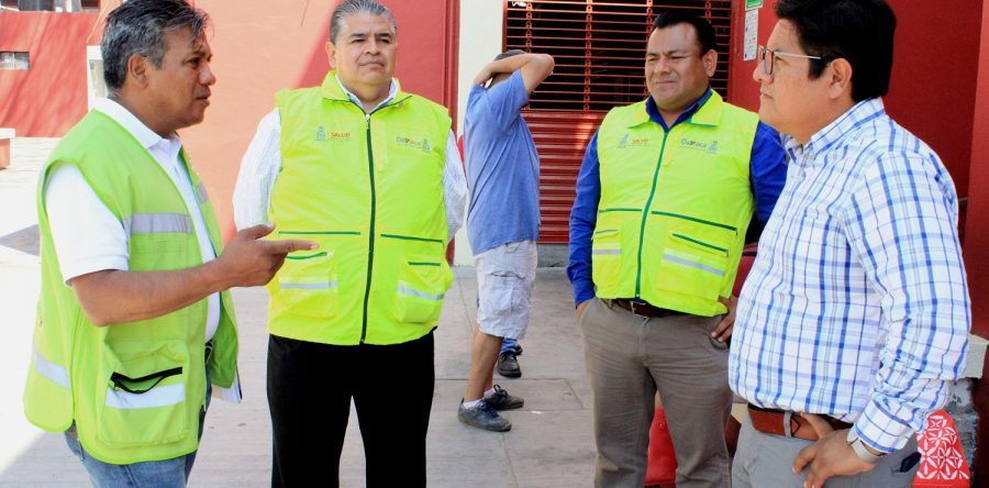 Dan limpieza profunda Ayuntamiento y concesionarios al Mercado de la Merced