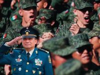 Por lealtad, ejército es antigolpe antiinvasión y antirrepresión: Carlos Ramírez