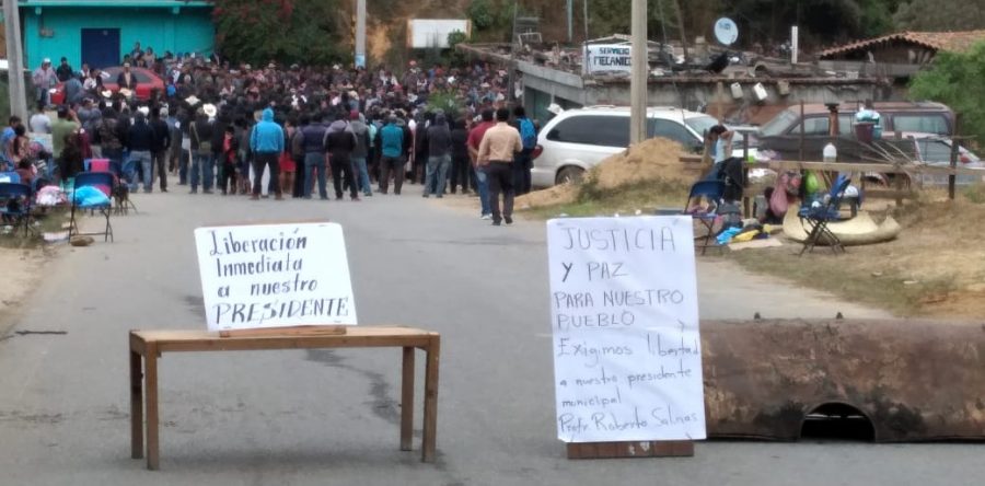 Emprende Yaitepec lucha  por la liberación de su edil