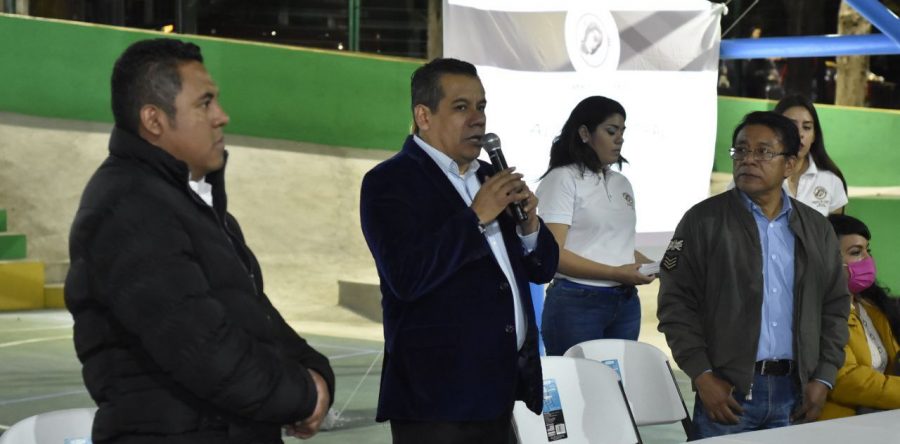 Atiende Alcaldía Municipal solicitudes vecinales en el Fraccionamiento Álamos