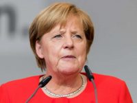 Merkel da negativo en primera prueba de coronavirus
