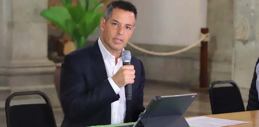Emite AMH decreto para fortalecer medidas preventivas contra COVID-19